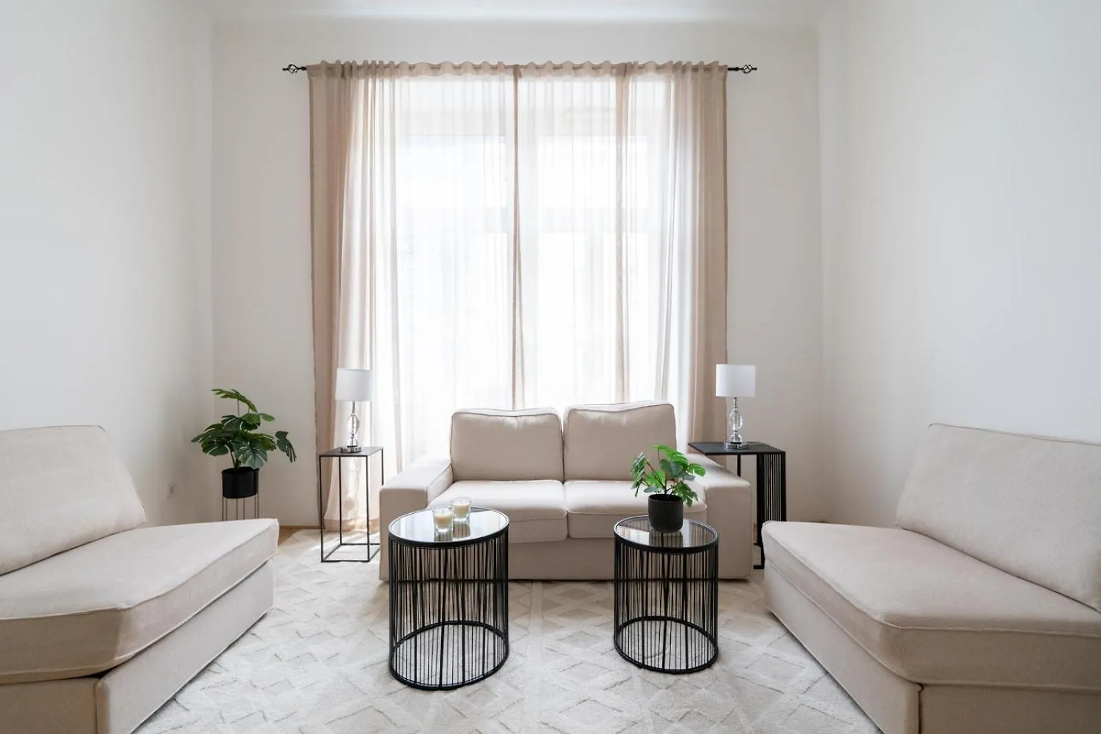 Luxurious Viennese Old Style Apartment 0*, Vienna Austria